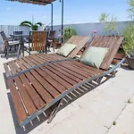 Papaya 20 Super Central Ph 2 Bedroom With Private Rooftop - Jacuzzi
