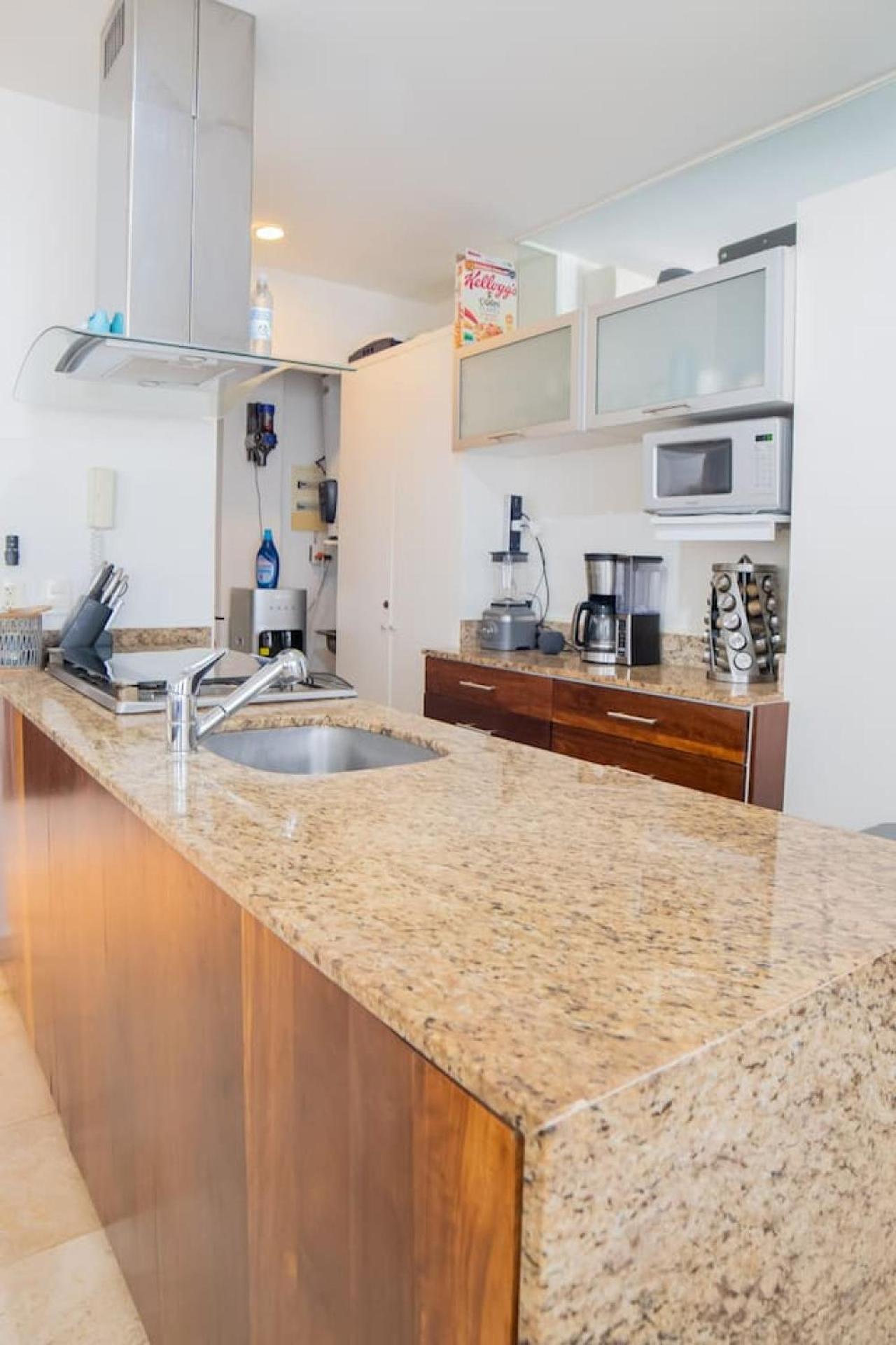 Papaya 20 Super Ph 2 Bedroom With Private Rooftop - Jacuzzi Apartamento